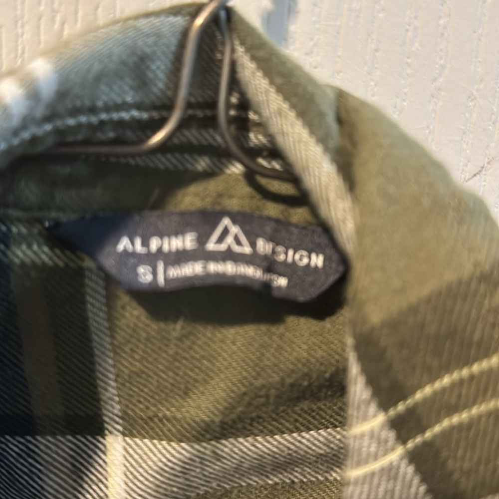 Flannel shirt - Picture 2 of 3